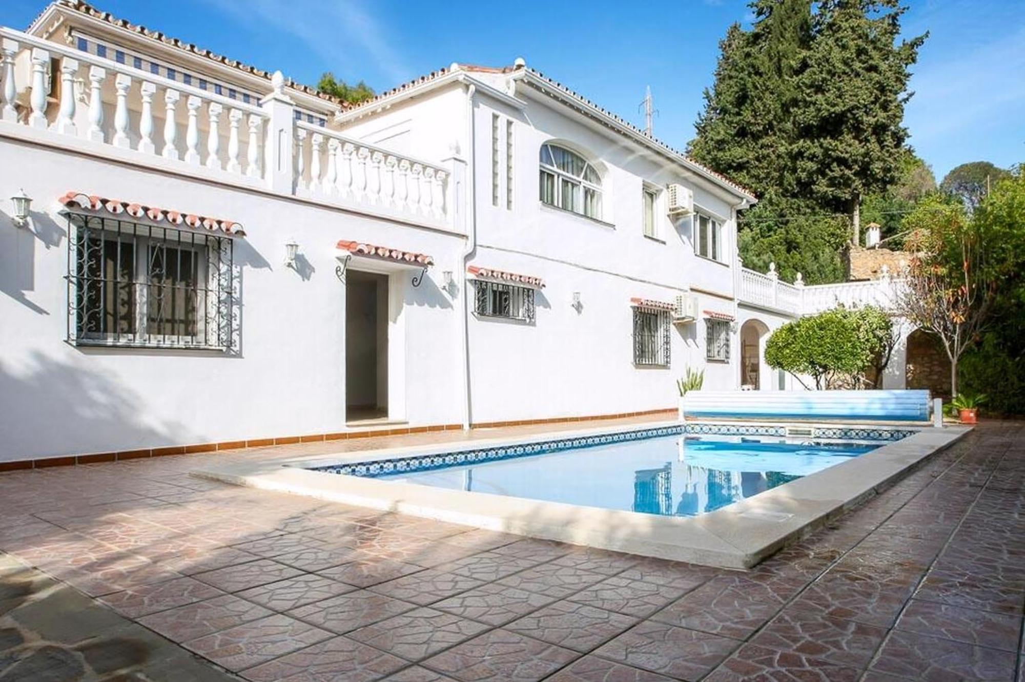 Moderne Violetta Mit Meerblick Und Pool Holiday home *